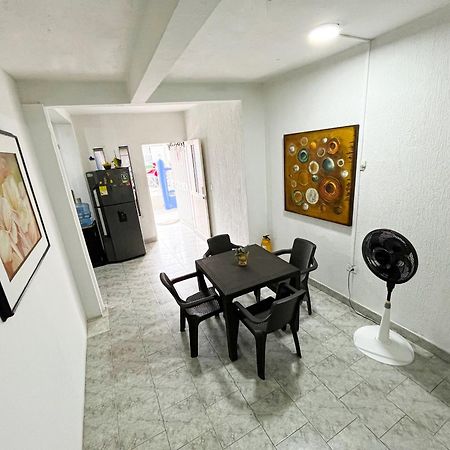 Miss Yasmin Place San Andres  Exterior photo