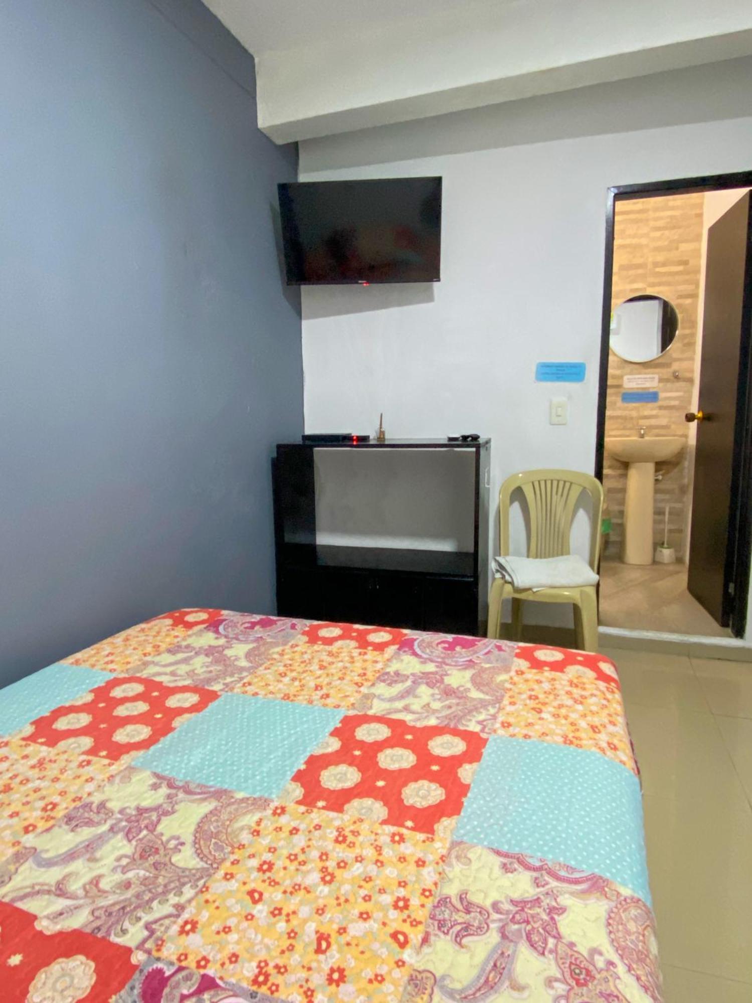 Miss Yasmin Place San Andres  Exterior photo