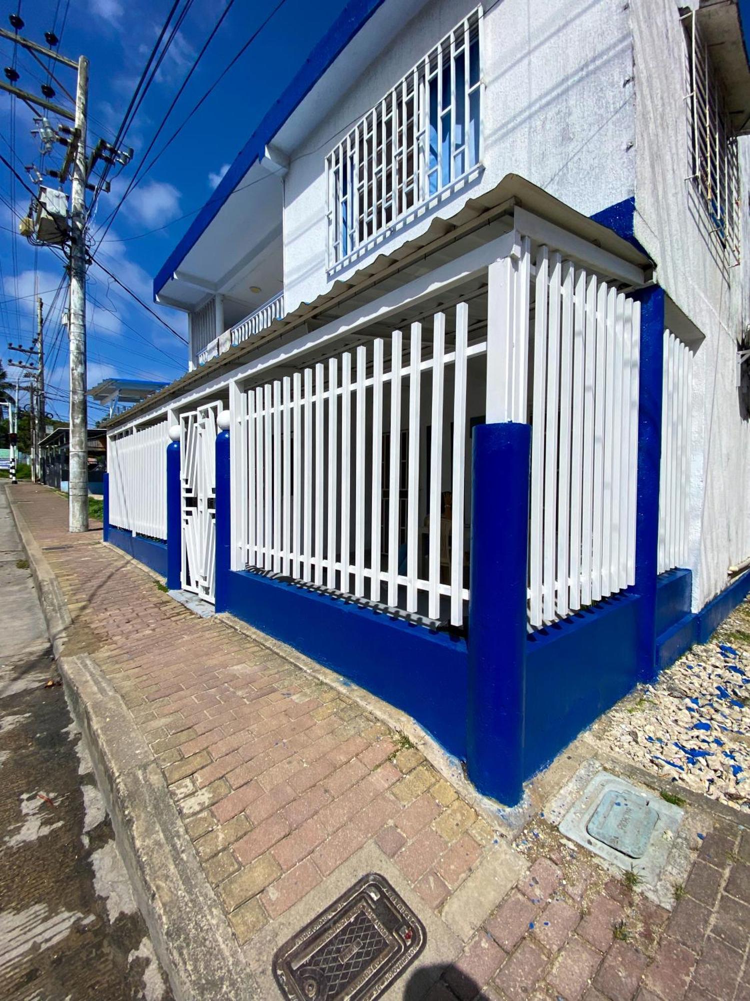 Miss Yasmin Place San Andres  Exterior photo